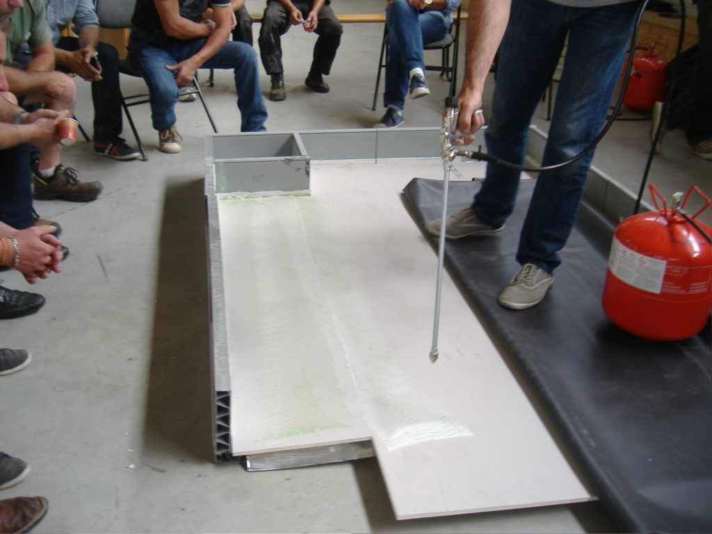 Demonstration EPDM étanchéité toiture Angers